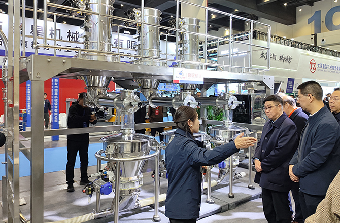 高服以“智能篩分系統+防爆解決方案”雙引擎驅動制造業升級，獲工信部領導現場點贊